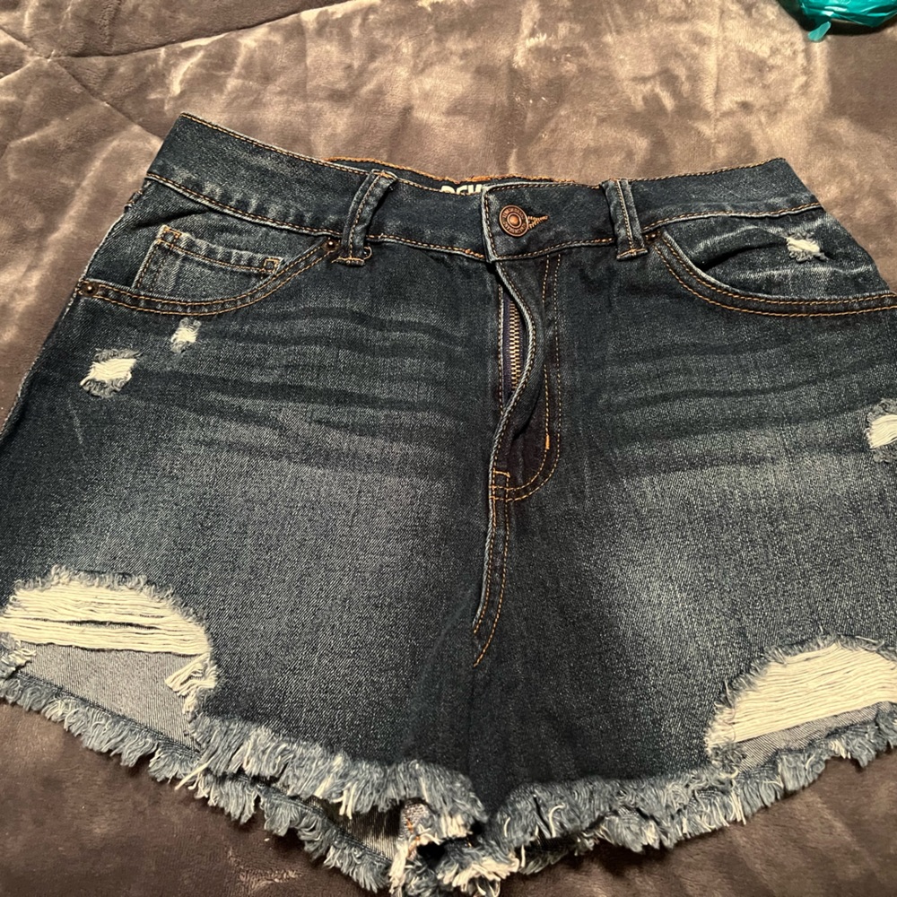 Size 7 Rewash Jean shorts